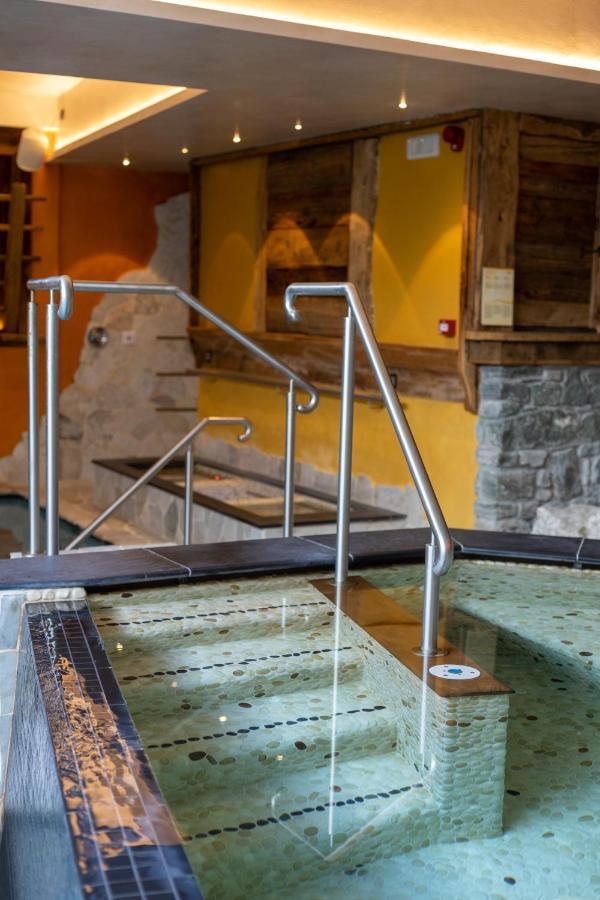 Hotel Bucaneve Breuil-Cervinia Exterior foto